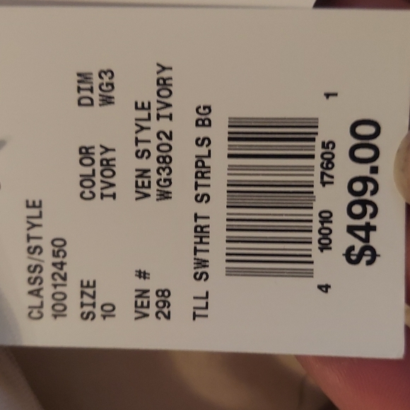 Davids Bridal Wedding Dress - Picture 7 of 7